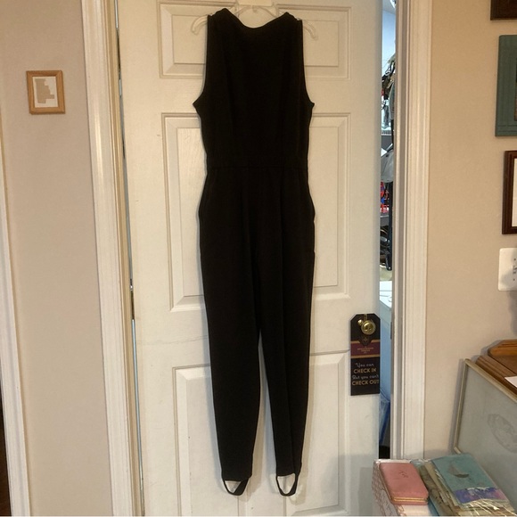 70s Vintage Liz Sport Black Jumpsuit! 8 - Picture 2 of 5